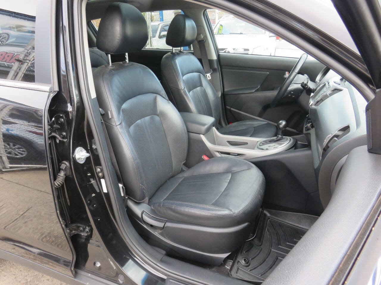 Used 2016 Kia Sportage EX w/ EX Premium Package image 11