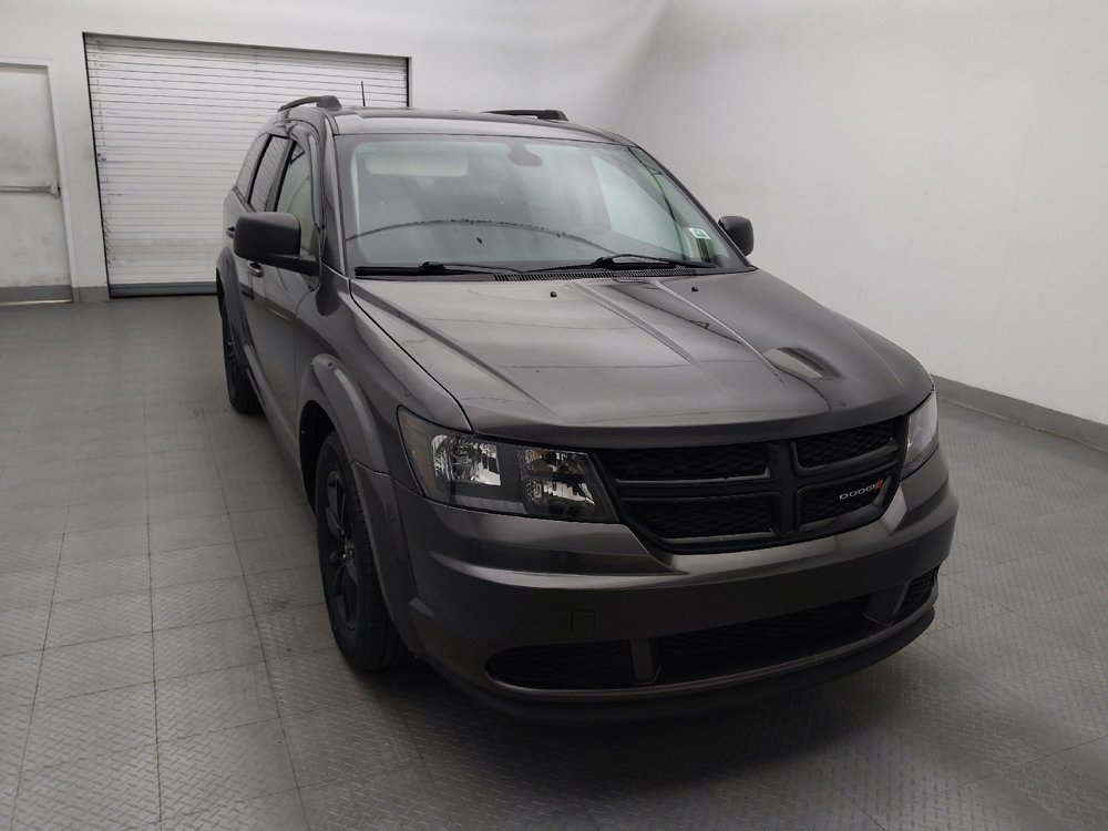 Used 2020 Dodge Journey SE w/ SE Popular Equipment Group FWD image 14