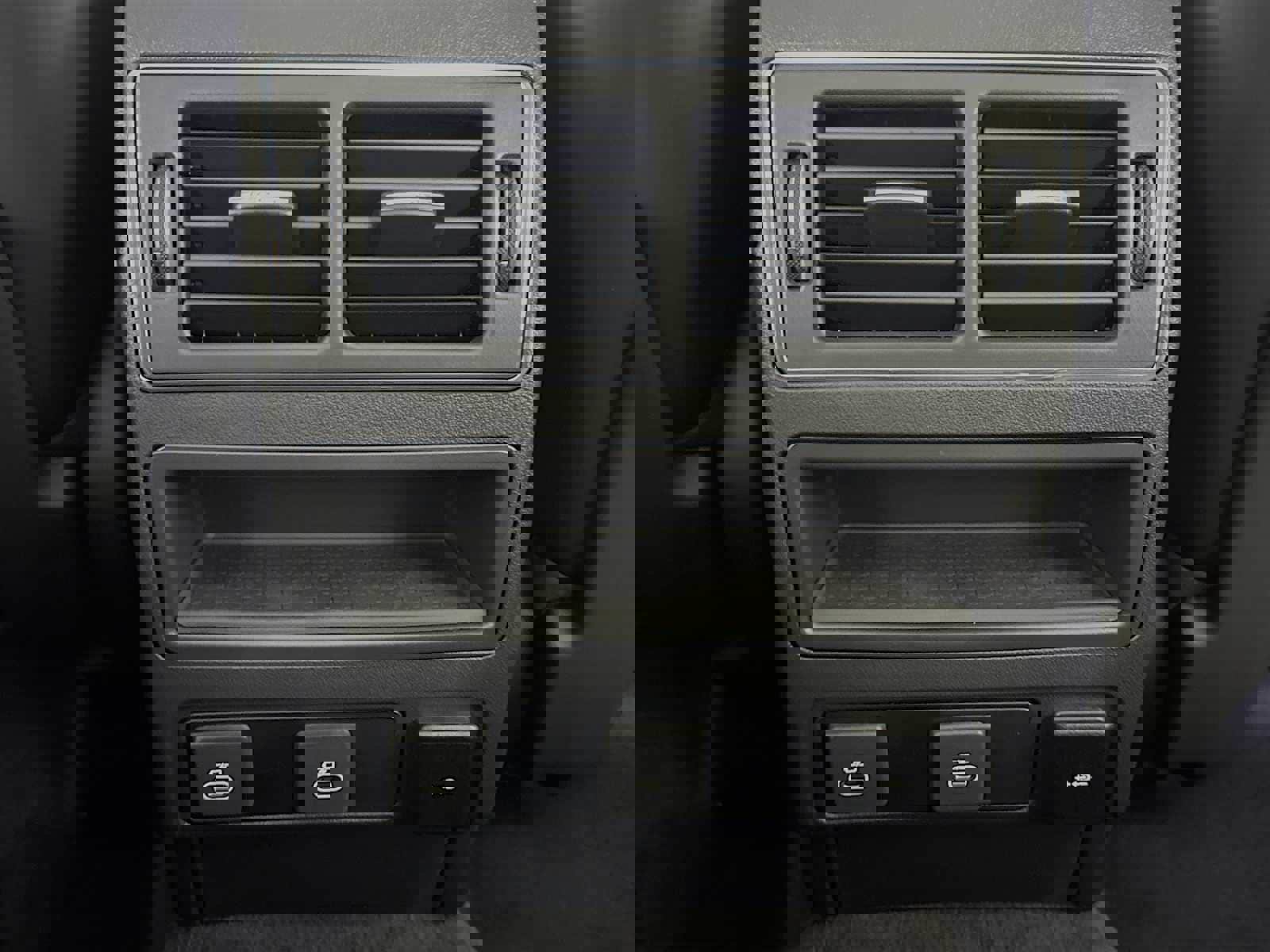 New 2026 Jaguar F-PACE R-Dynamic S image 23