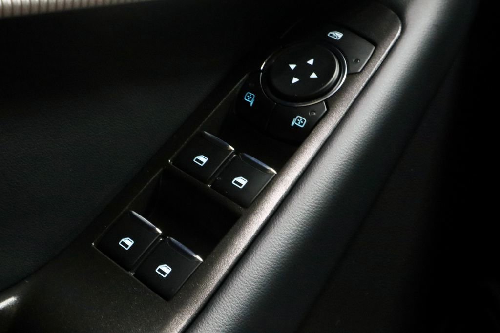 Used 2025 Ford Explorer ST-Line image 26