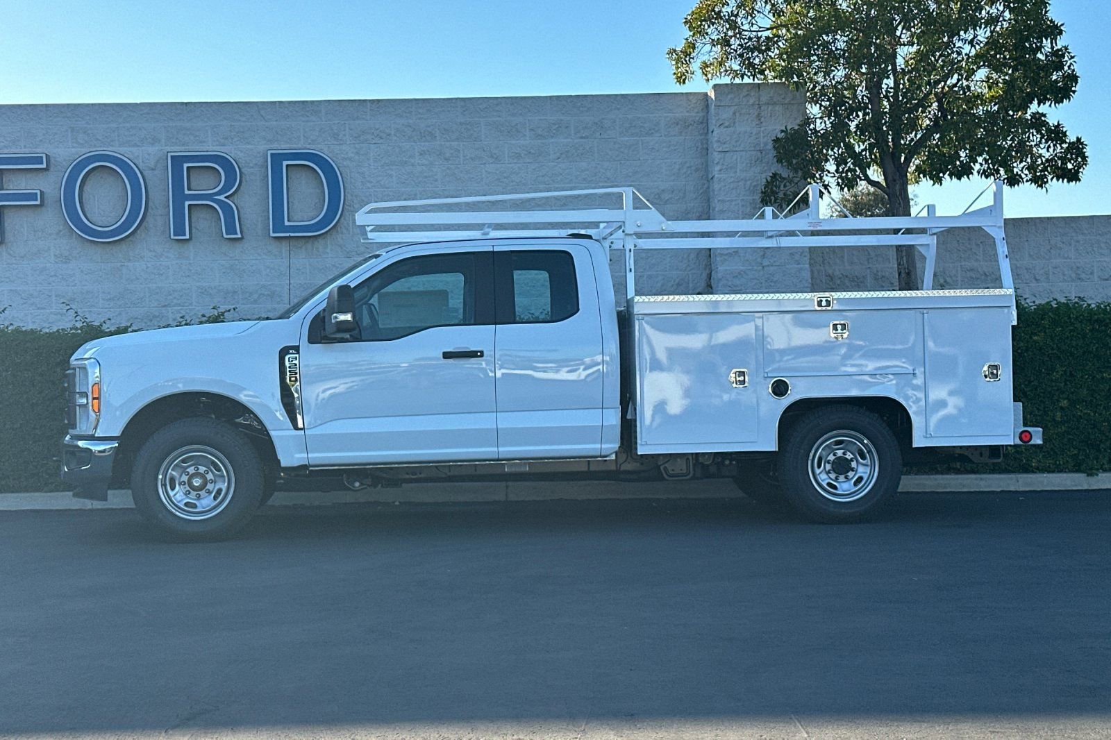 New 2026 Ford F250 XL w/ XL Chrome Package image 7