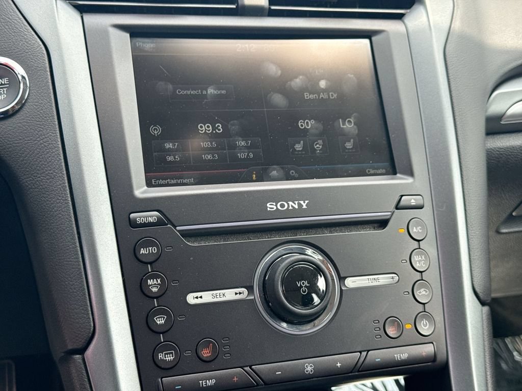 Used 2016 Ford Fusion Titanium AWD/4WD image 19