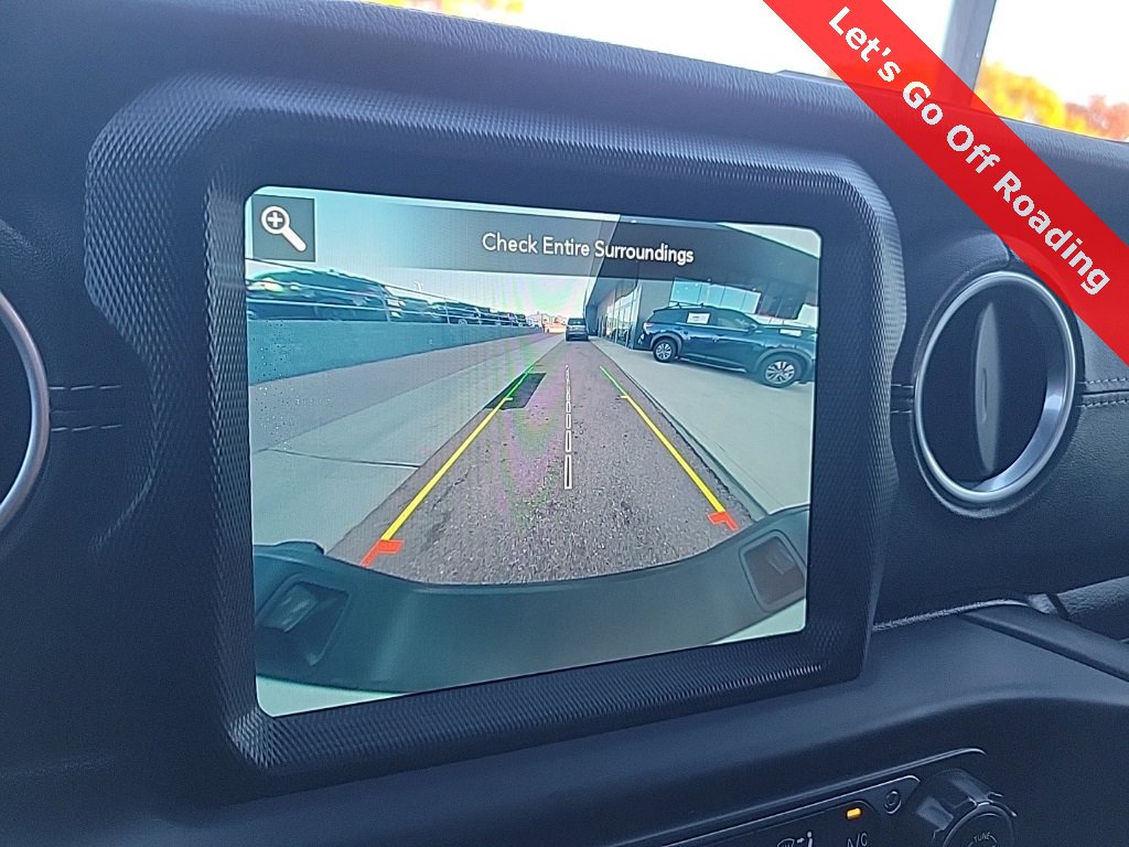 Used 2020 Jeep Gladiator Overland image 31