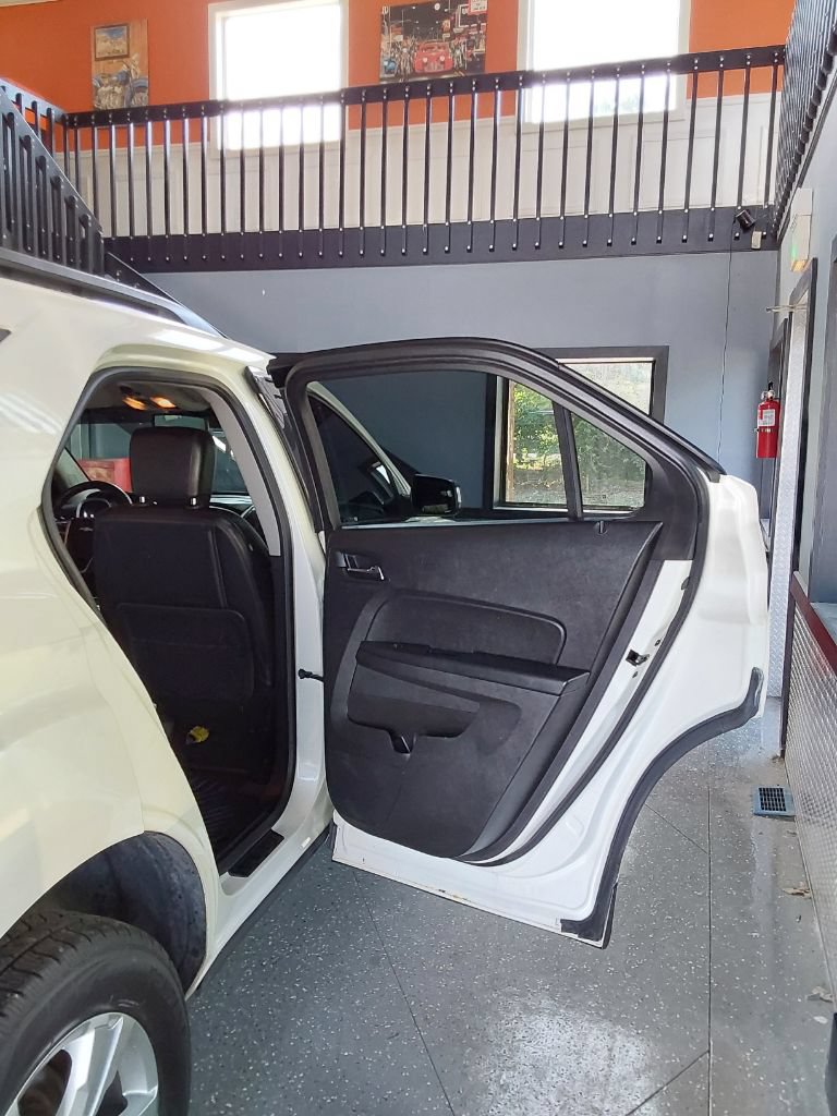 Used 2012 Chevrolet Equinox LT FWD image 18