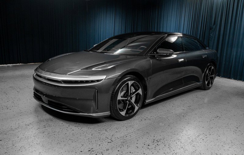 Used 2025 Lucid Air Touring image 1