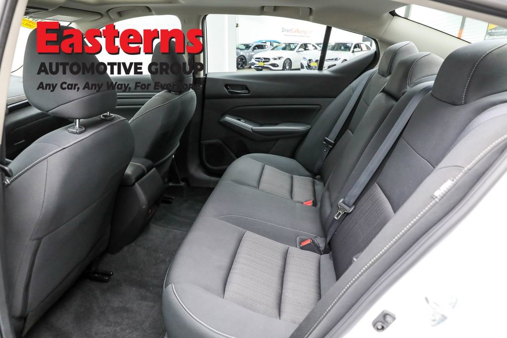 Used 2024 Nissan Altima 2.5 SV w/ SV Premium Package image 21