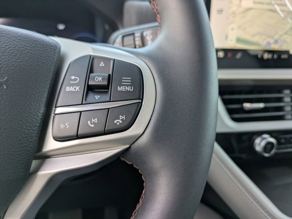 New 2026 Ford Explorer Active image 32