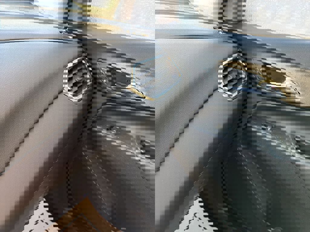 Used 2022 Chevrolet Equinox LT image 23