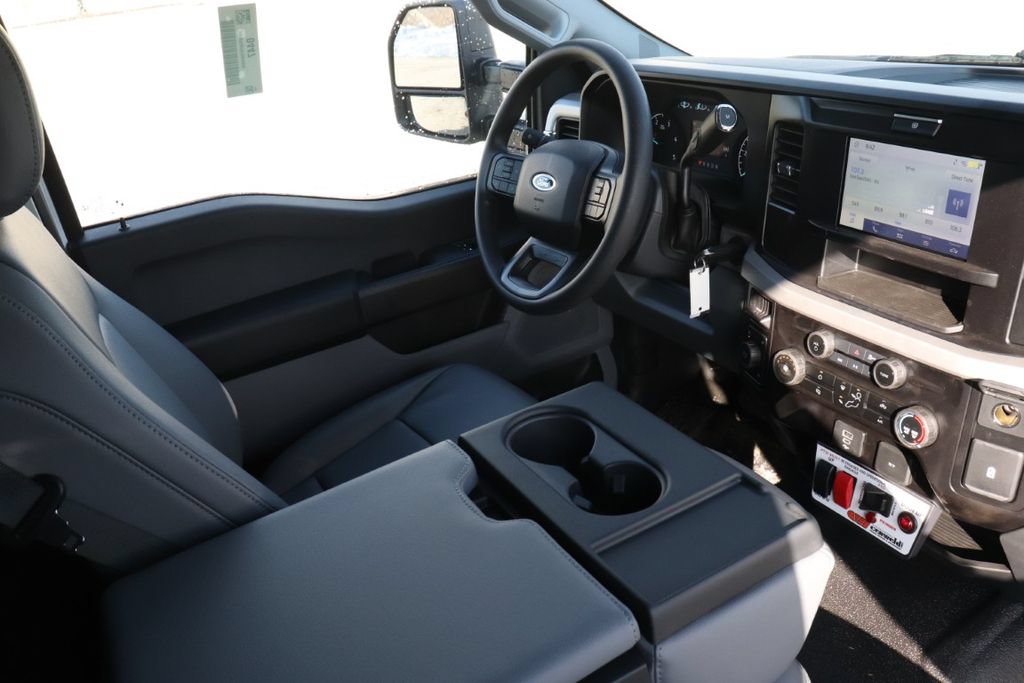 New 2026 Ford F550 4x4 Regular Cab Super Duty image 12