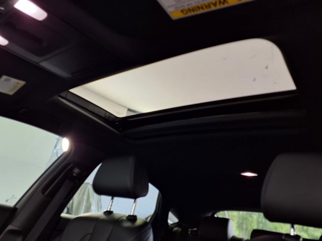 Used 2023 Acura Integra A-Spec image 17