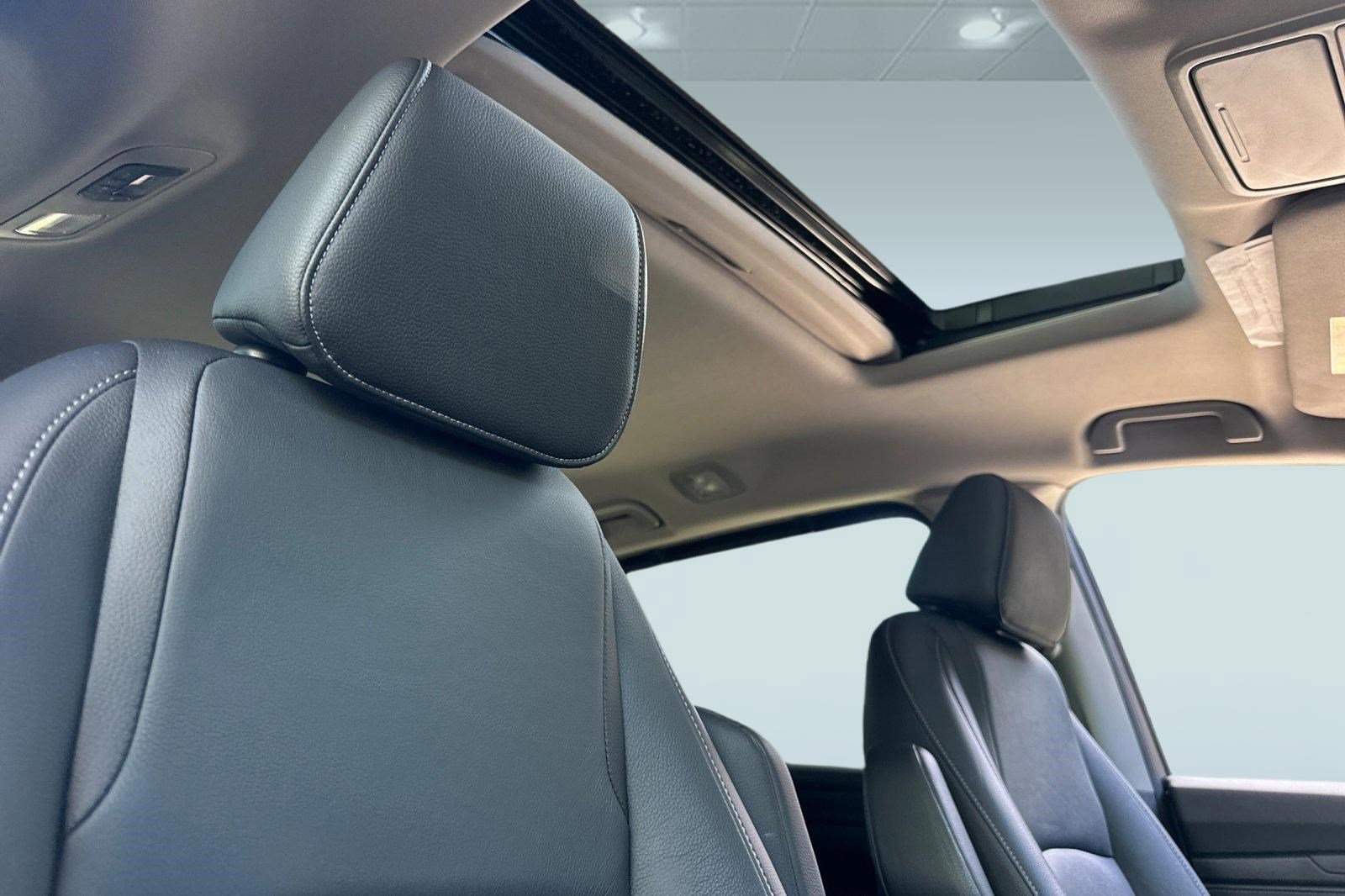 Used 2024 Honda Odyssey EX-L image 16