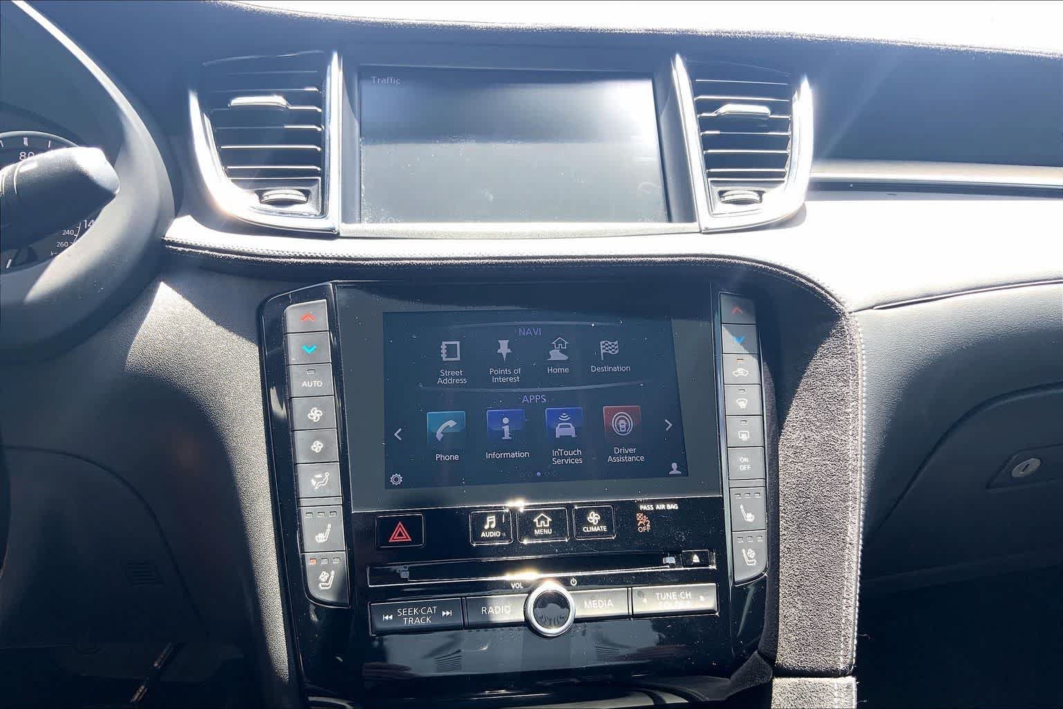 Used 2019 INFINITI QX50 Essential w/ Sensory Package FWD image 34