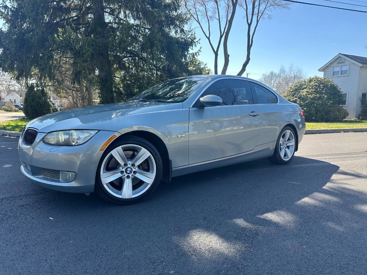 Used 2008 BMW 335xi Coupe image 4
