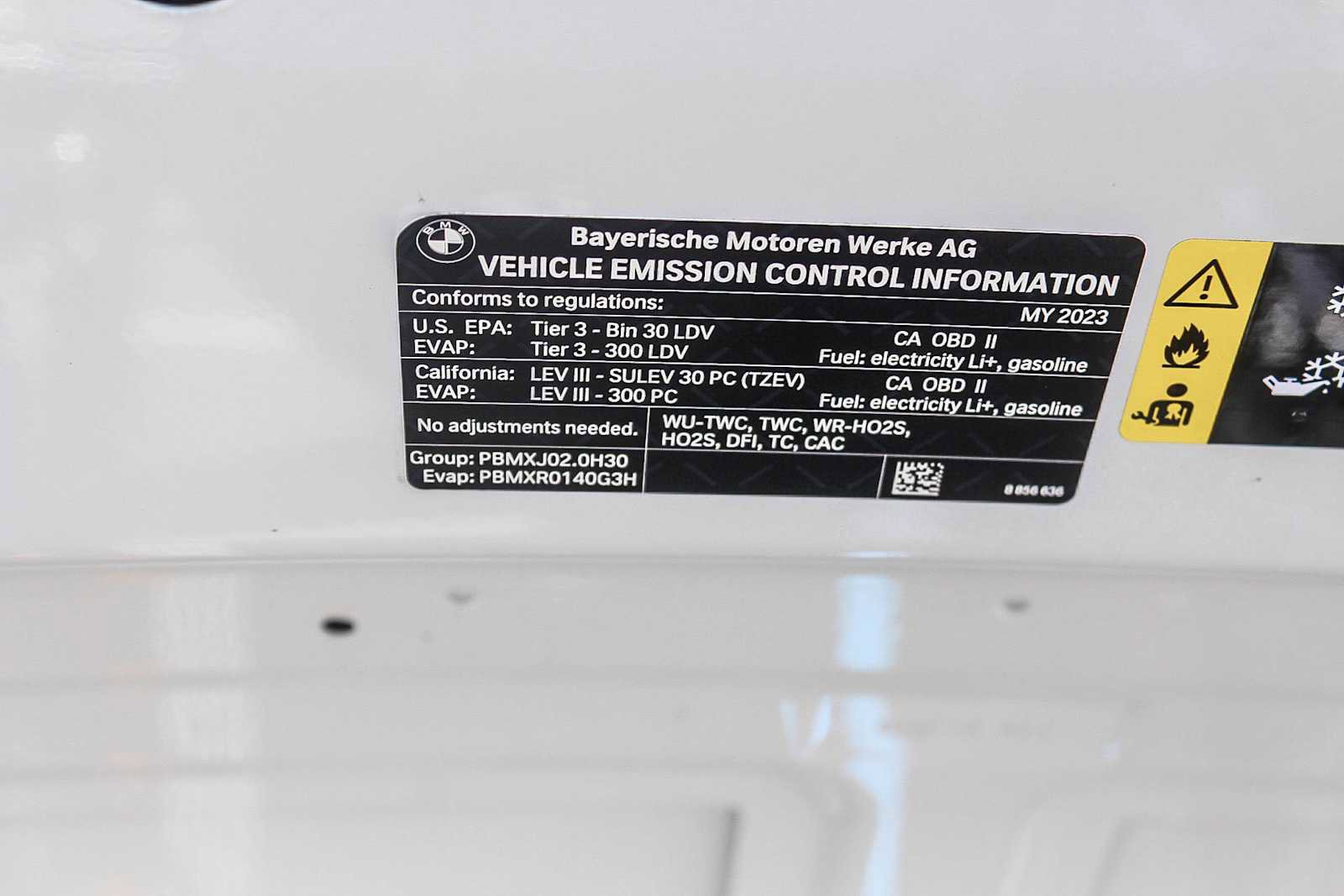 Certified 2023 BMW 330e w/ M Sport Package image 39