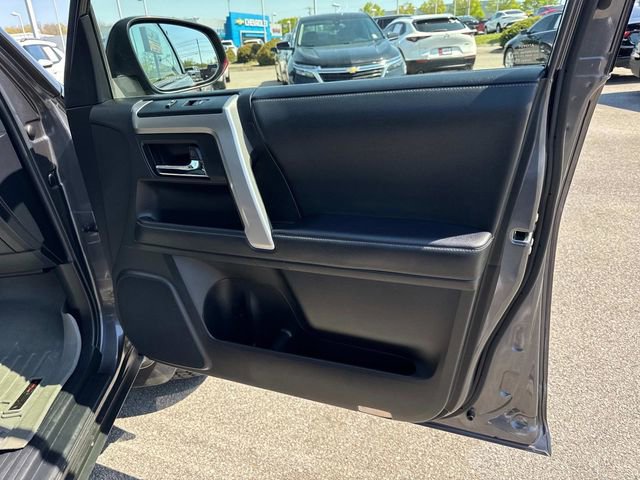 Used 2021 Toyota 4Runner SR5 RWD image 22