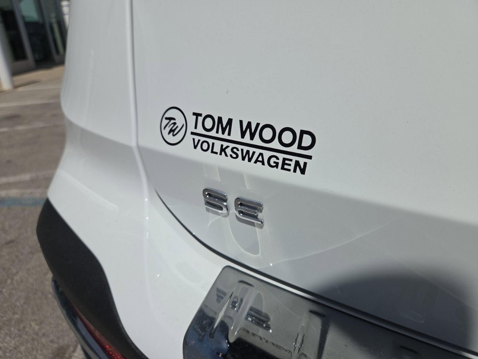 New 2026 Volkswagen Taos SE FWD image 6