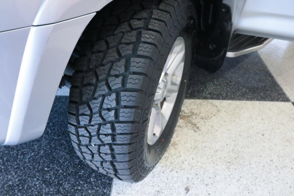 Used 2020 Toyota 4Runner SR5 Premium w/ Moonroof Package RWD image 9