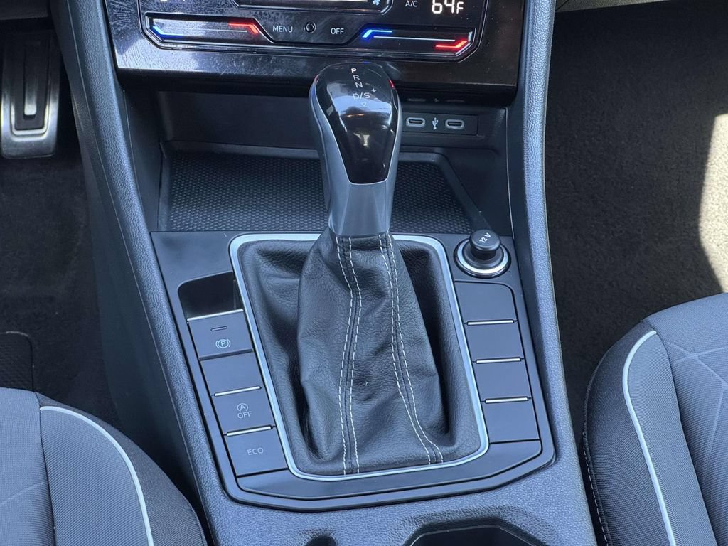 Used 2025 Volkswagen Jetta Sport FWD image 6