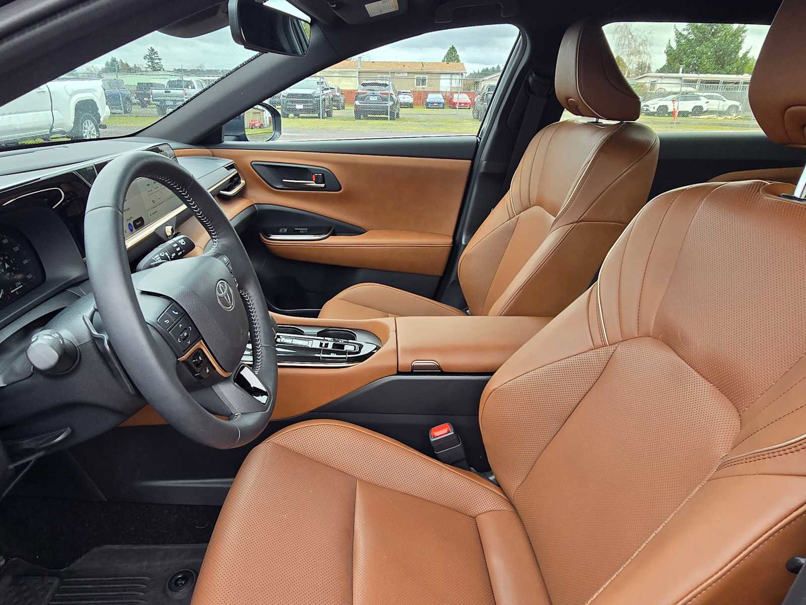 Used 2025 Toyota Crown Signia XLE image 22