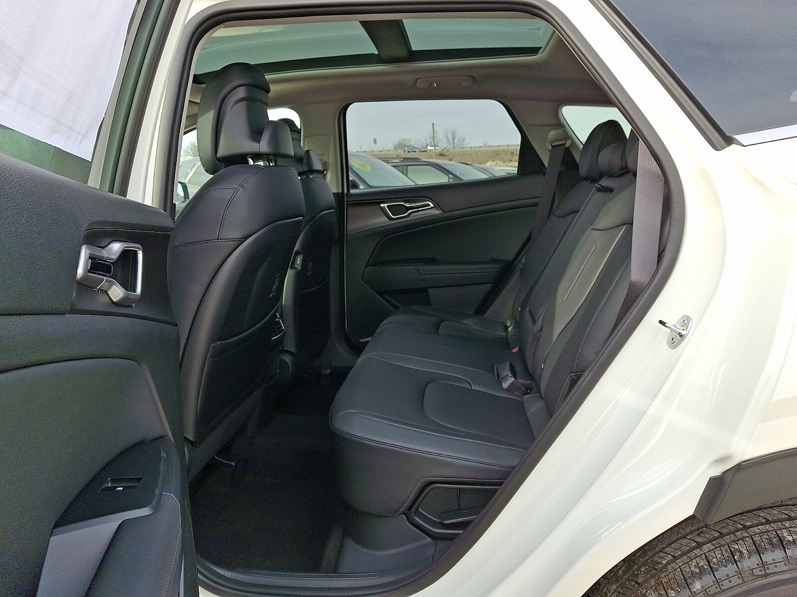 New 2026 Kia Sportage EX w/ EX Panoramic Sunroof Package image 6