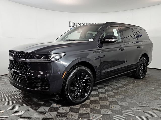 New 2025 Lincoln Navigator Reserve w/ Jet Appearance Package image 2