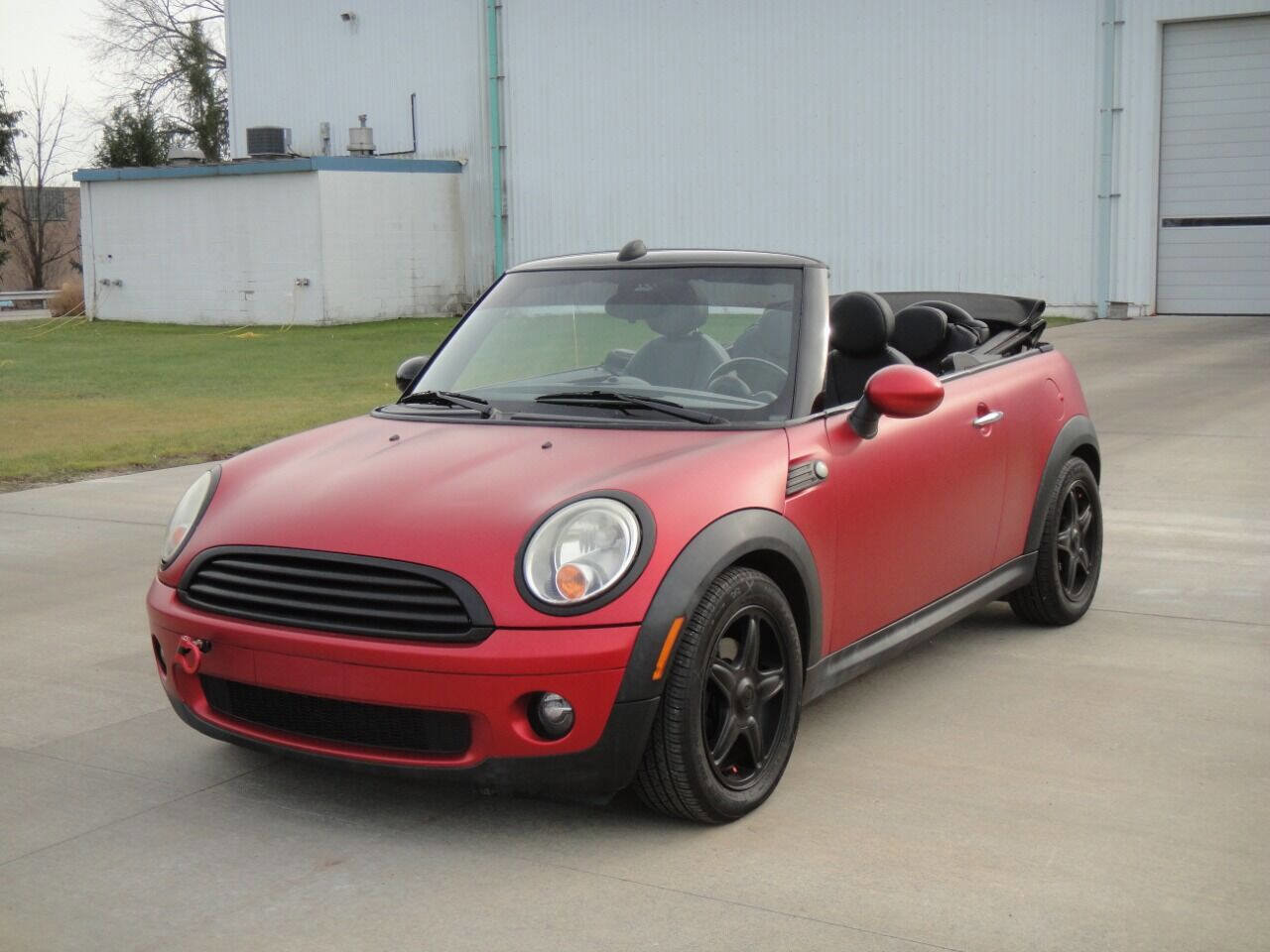 Used 2010 MINI Cooper Convertible image 2