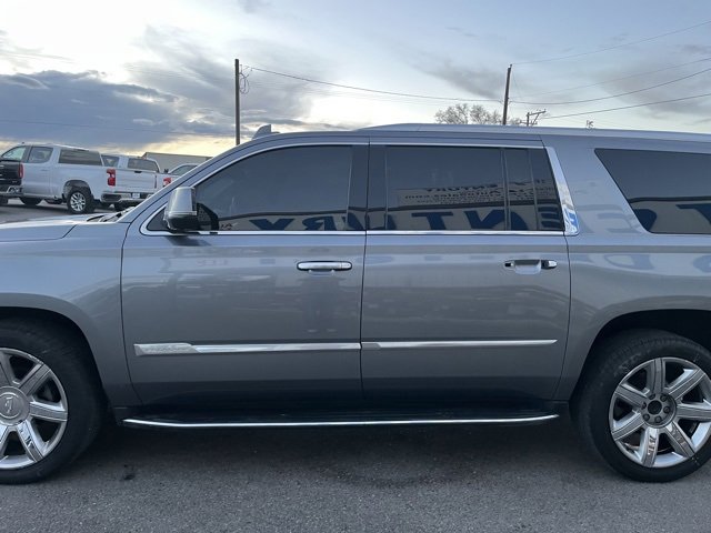 Used 2019 Cadillac Escalade ESV Luxury image 6