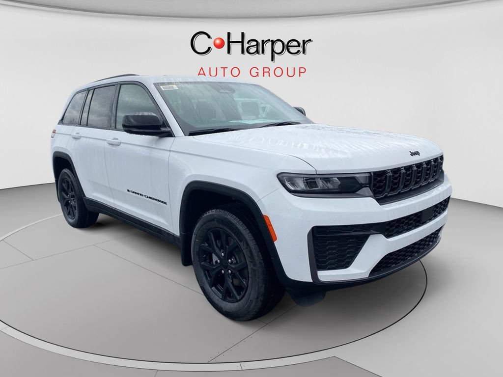 New 2026 Jeep Grand Cherokee Altitude AWD/4WD image 1