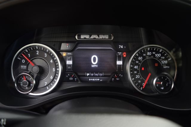Used 2023 RAM 1500 Big Horn AWD/4WD image 3