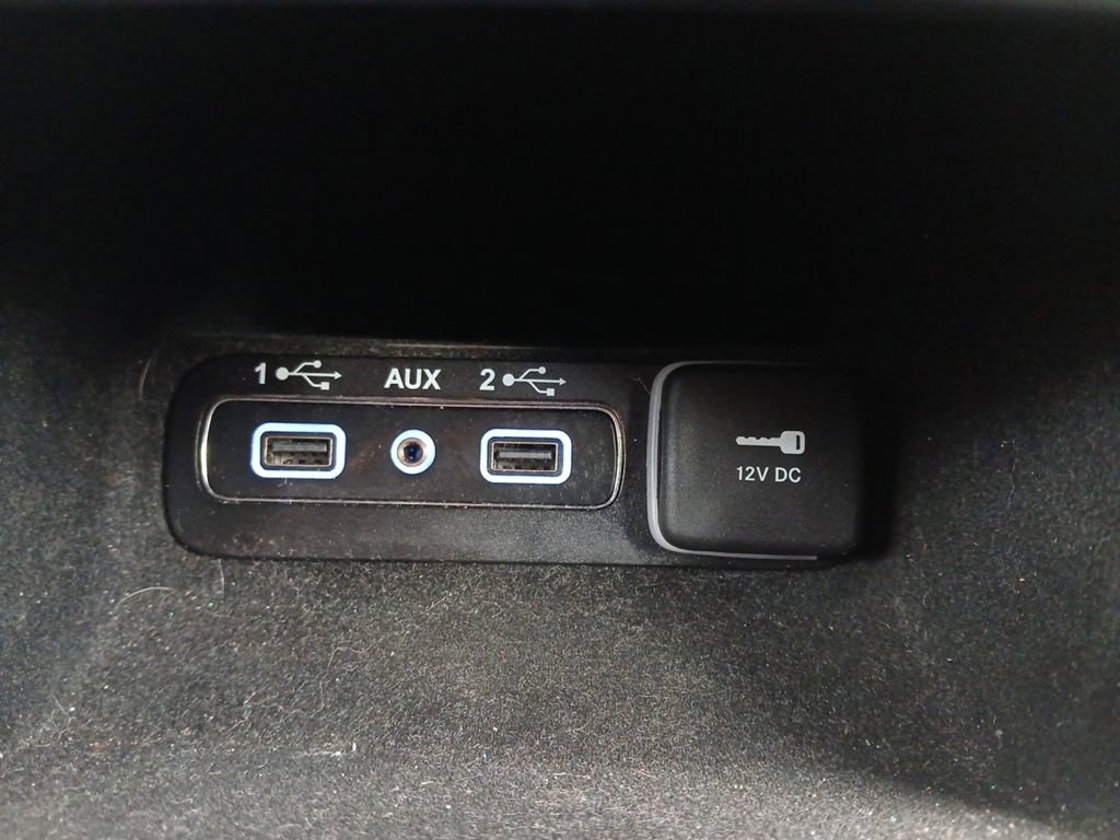 Used 2022 Jeep Grand Cherokee Laredo E w/ Security & Convenience Group AWD/4WD image 6
