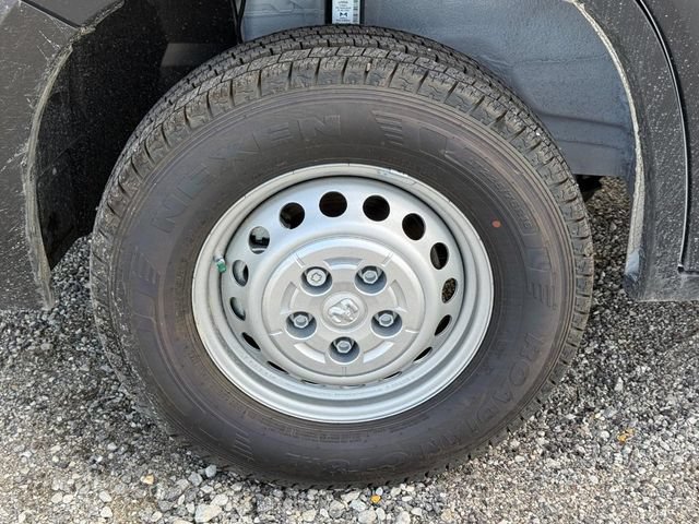 New 2026 RAM ProMaster 3500 w/ Safety Group FWD image 7