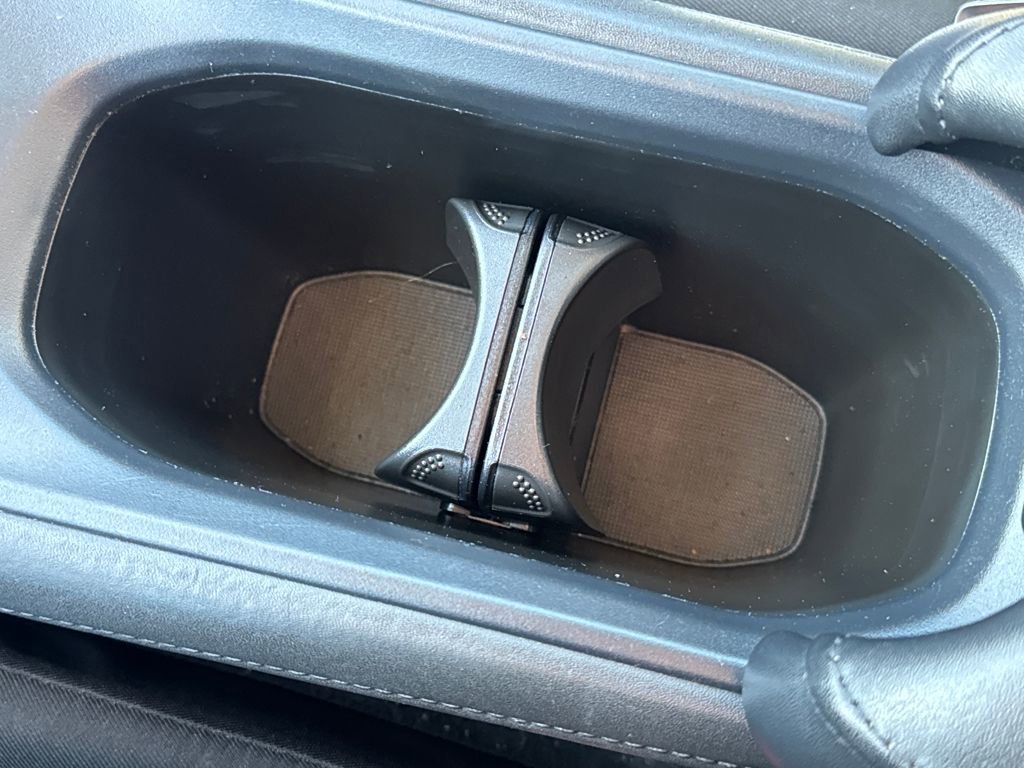 Used 2017 Honda HR-V LX image 26