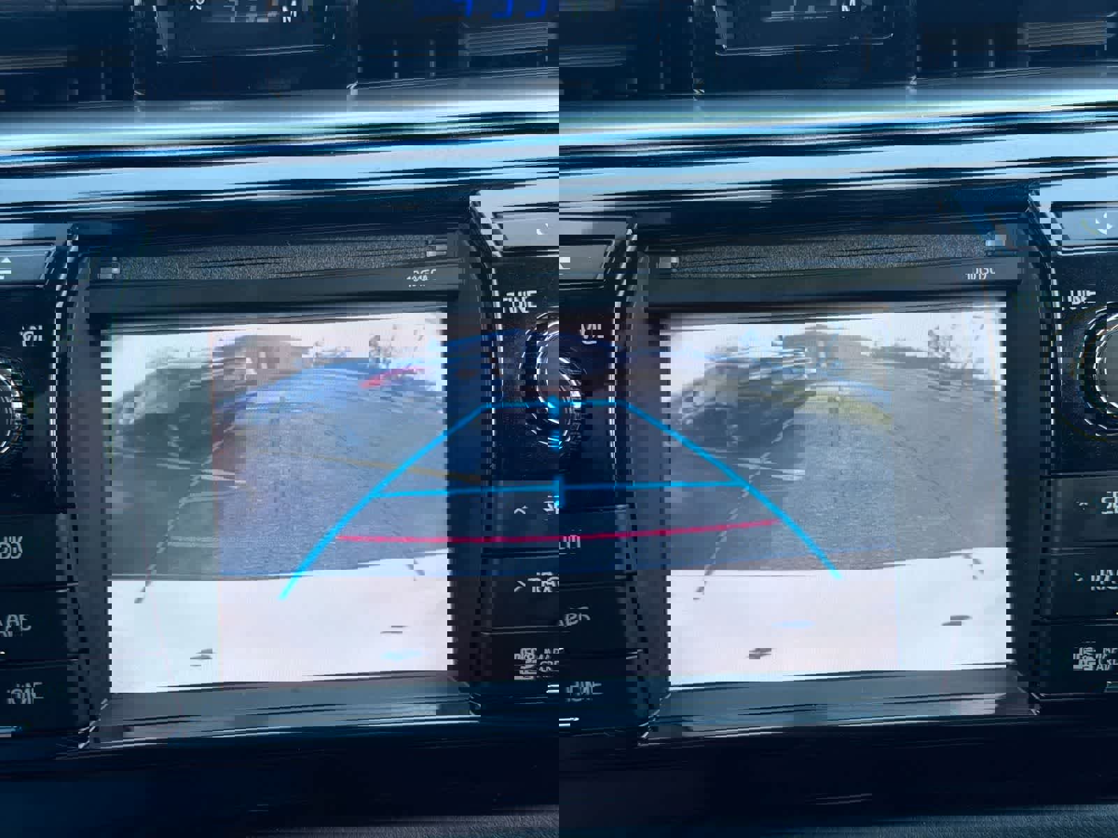 Used 2015 Toyota Corolla S Premium FWD image 30