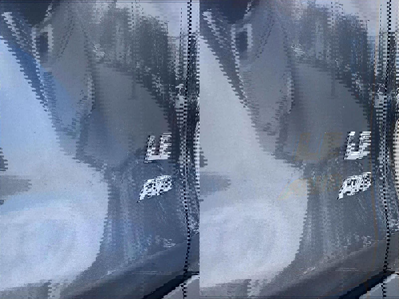 Used 2025 Toyota RAV4 LE image 29