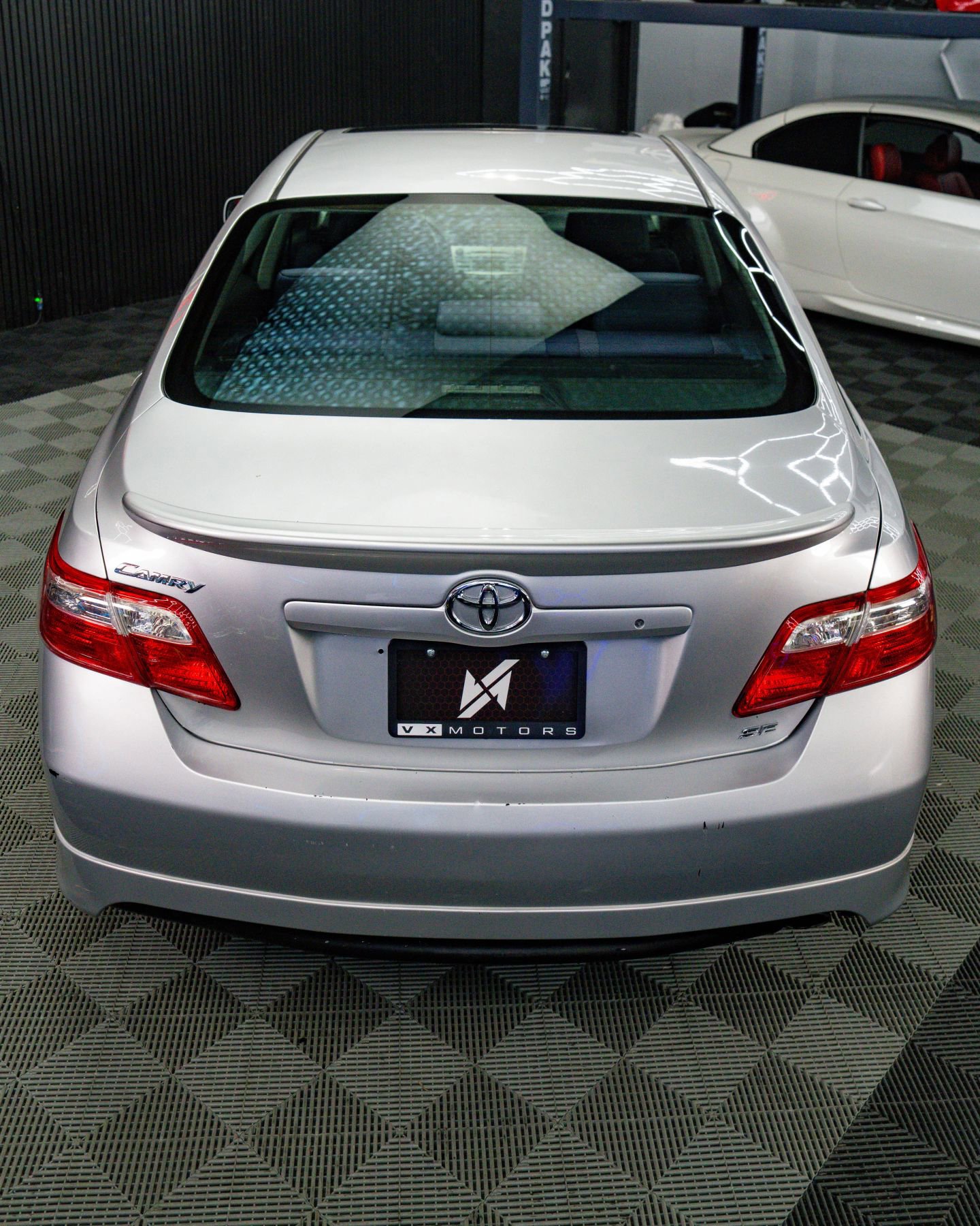 Used 2009 Toyota Camry SE FWD image 16