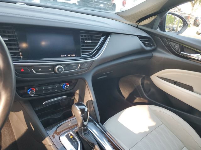 Used 2019 Buick Regal Avenir w/ Driver Confidence Package II FWD image 26