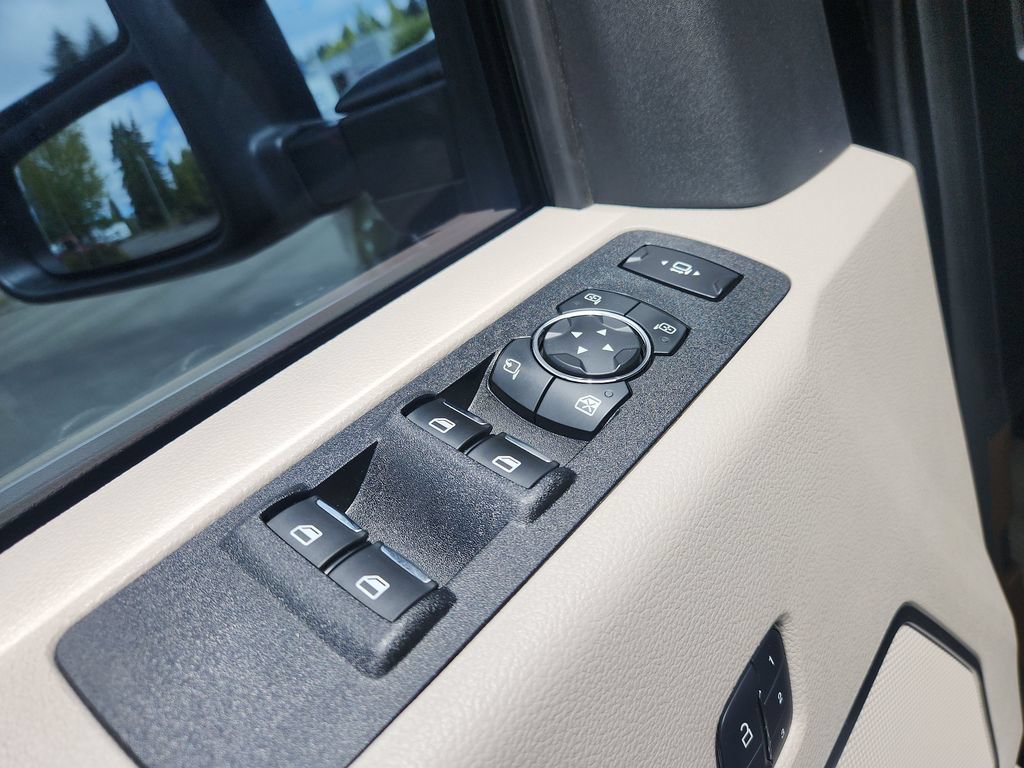 Used 2018 Ford F350 Limited AWD/4WD image 15