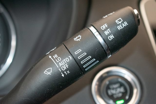 Used 2021 Cadillac XT4 Sport AWD/4WD image 26