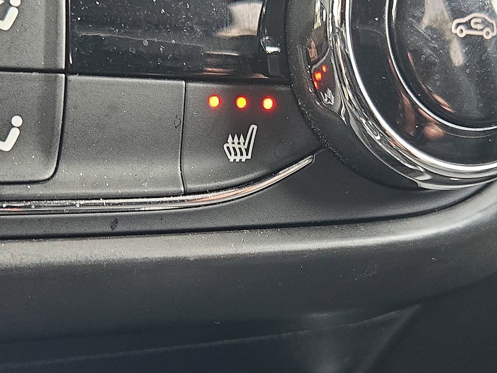 Used 2023 Chevrolet TrailBlazer RS w/ Convenience Package image 29