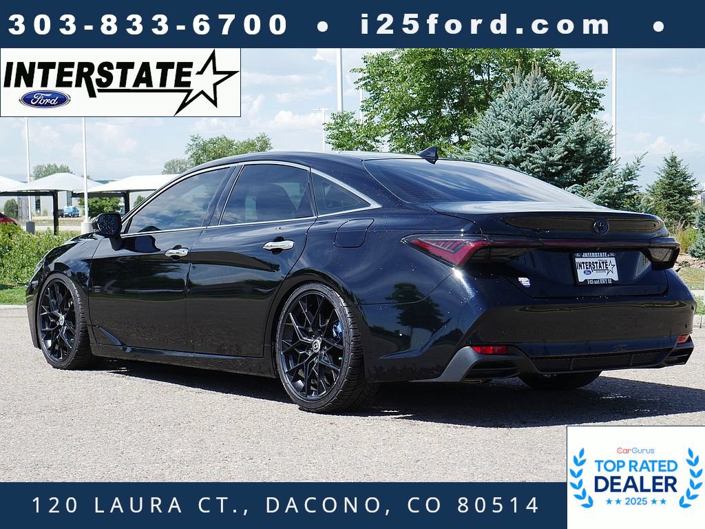 Used 2021 Toyota Avalon Limited w/ Advanced Safety Package FWD image 3