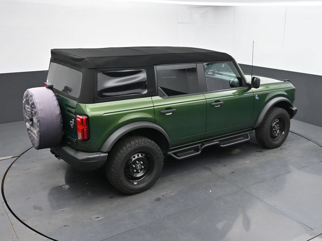 Used 2023 Ford Bronco Black Diamond AWD/4WD image 13