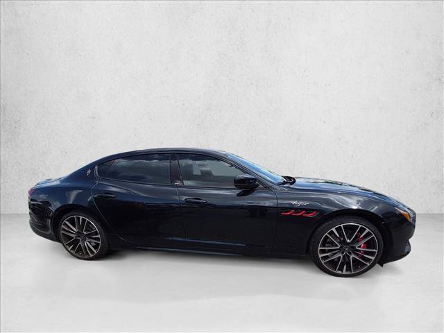 Used 2022 Maserati Quattroporte Trofeo RWD image 4