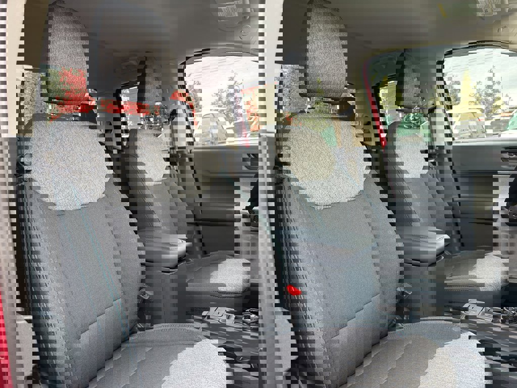 New 2025 Ford Maverick XLT w/ XLT Luxury Package image 39