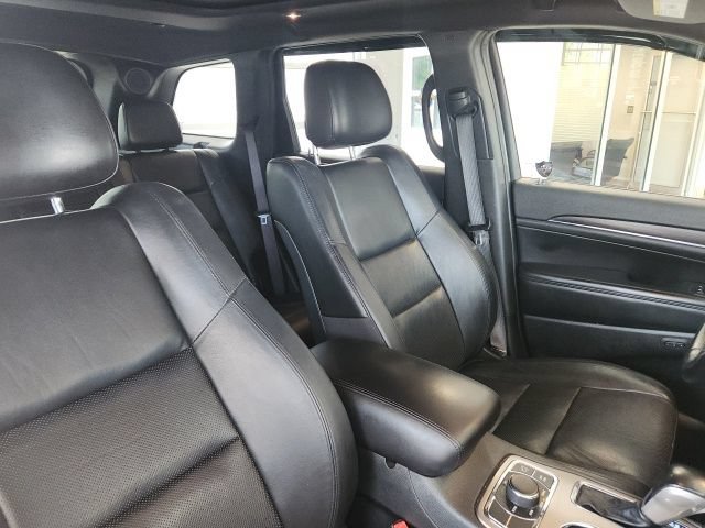 Certified 2021 Jeep Grand Cherokee Limited w/ Luxury Group II AWD/4WD image 14