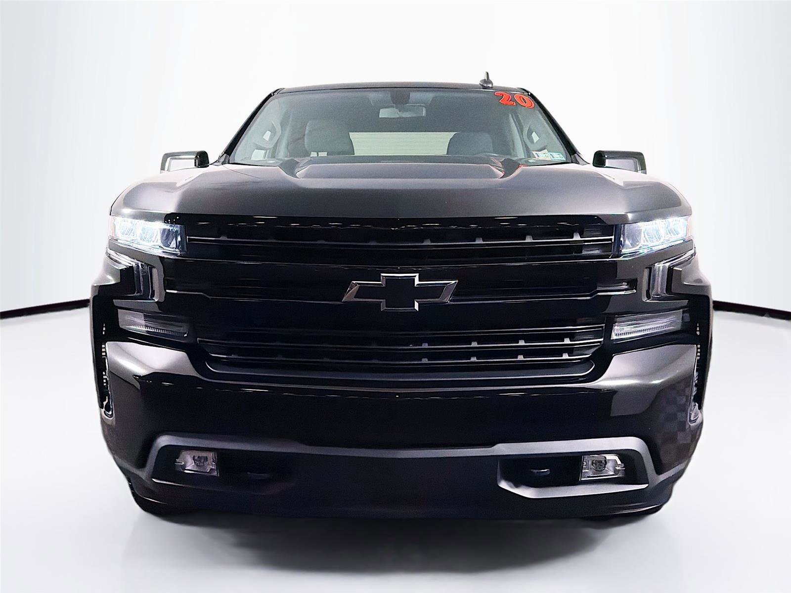 Used 2020 Chevrolet Silverado 1500 RST w/ True North Edition AWD/4WD image 2
