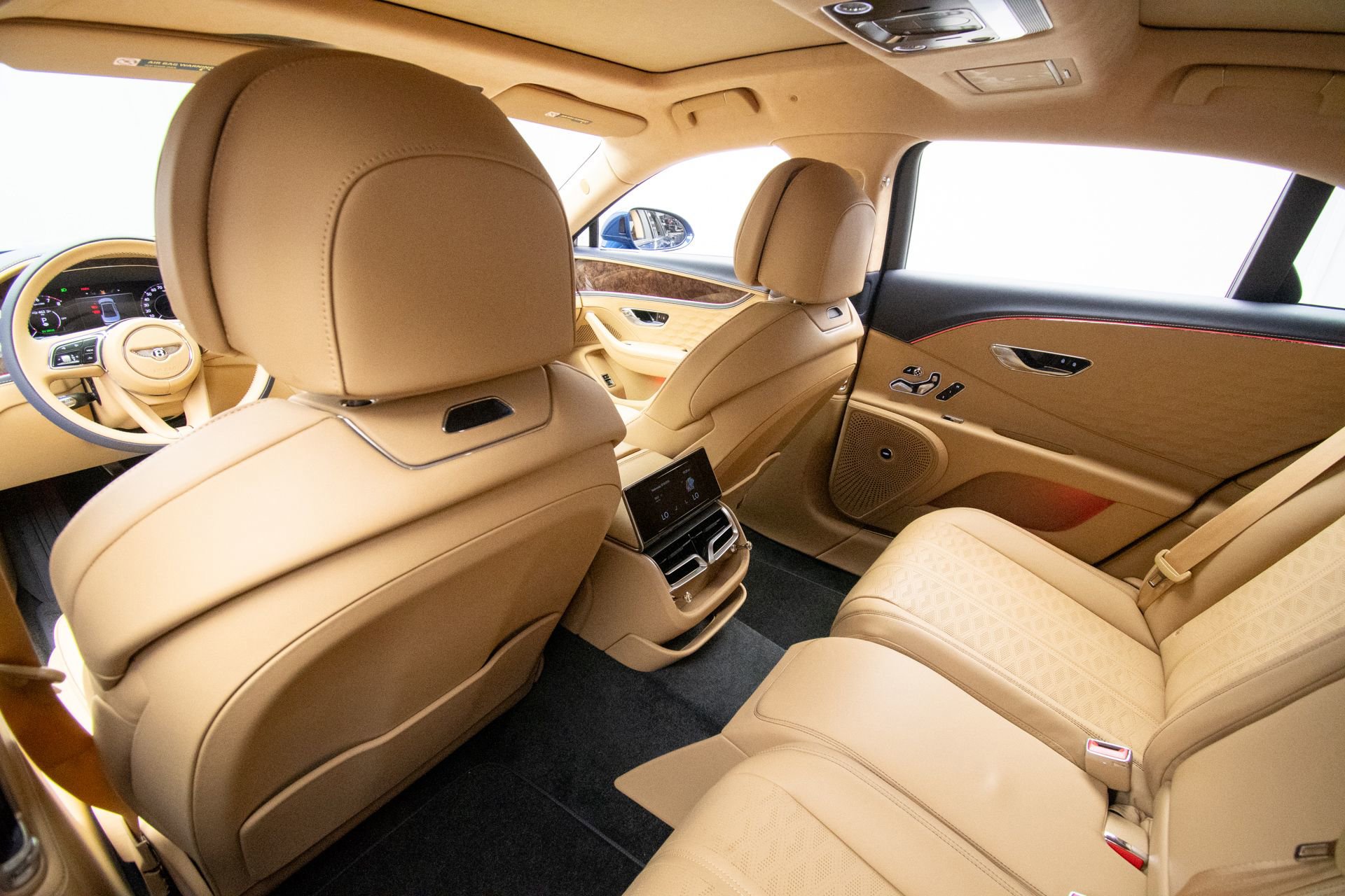 New 2026 Bentley Flying Spur Plug-In Hybrid AWD/4WD image 36