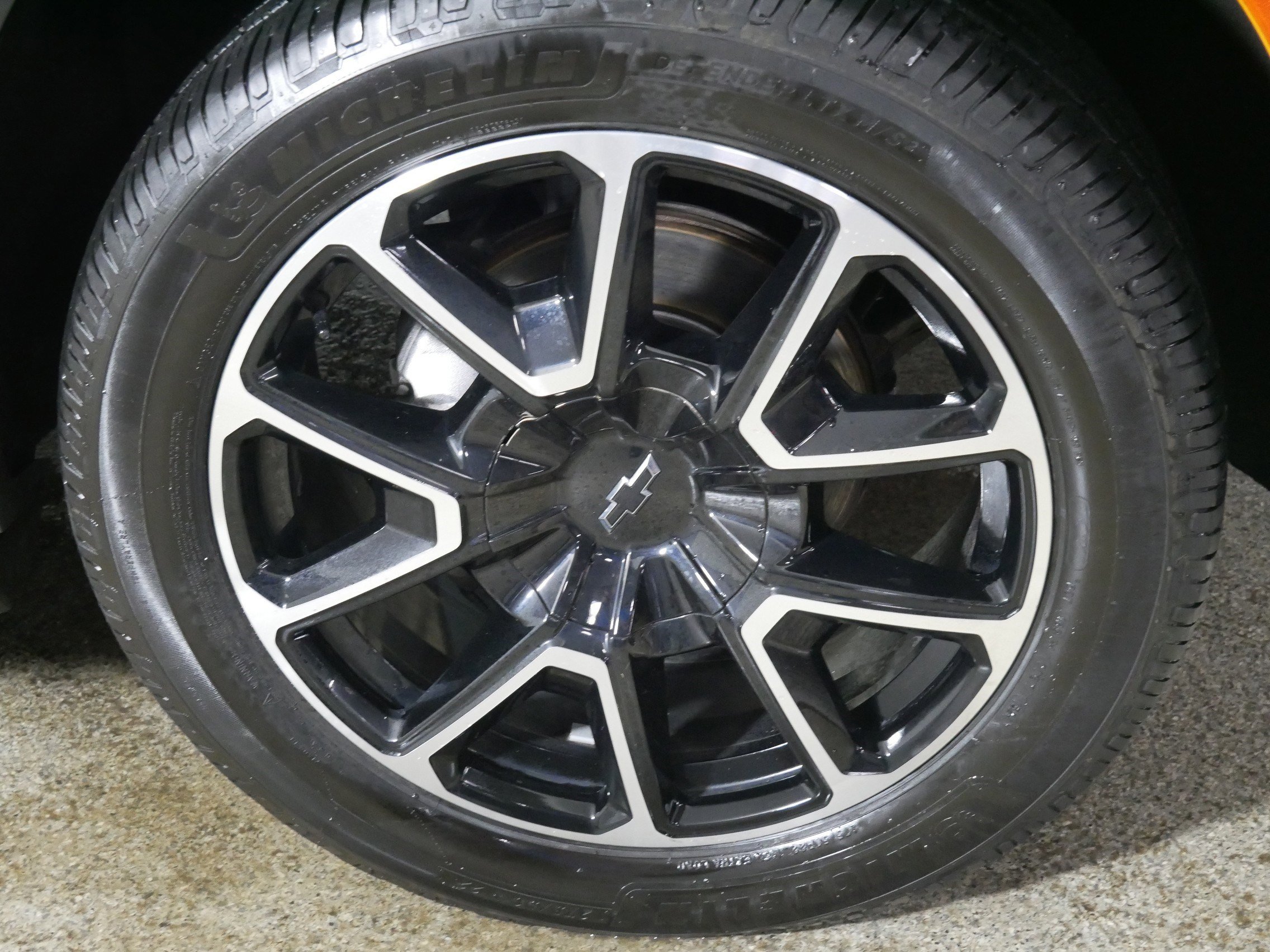 Certified 2022 Chevrolet Tahoe RST w/ Sport Performance Package image 15