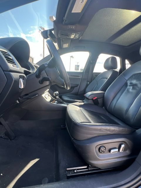 Used 2018 Audi Q3 2.0T Premium w/ Convenience Package AWD/4WD image 27