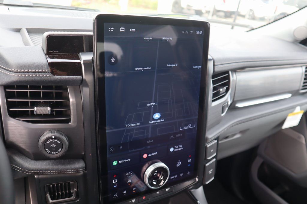 Used 2025 Ford F150 Lightning Flash image 7