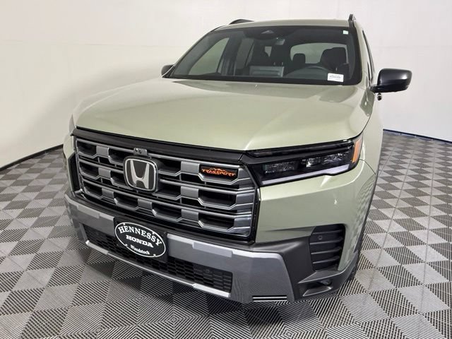 New 2026 Honda Pilot TrailSport image 2